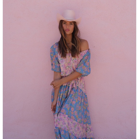 Spell Juniper Tiered Gown - Picture 8 of 14